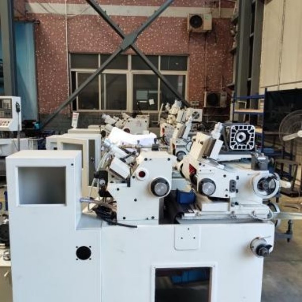 12 시리즈 수동 센터리스 연삭기