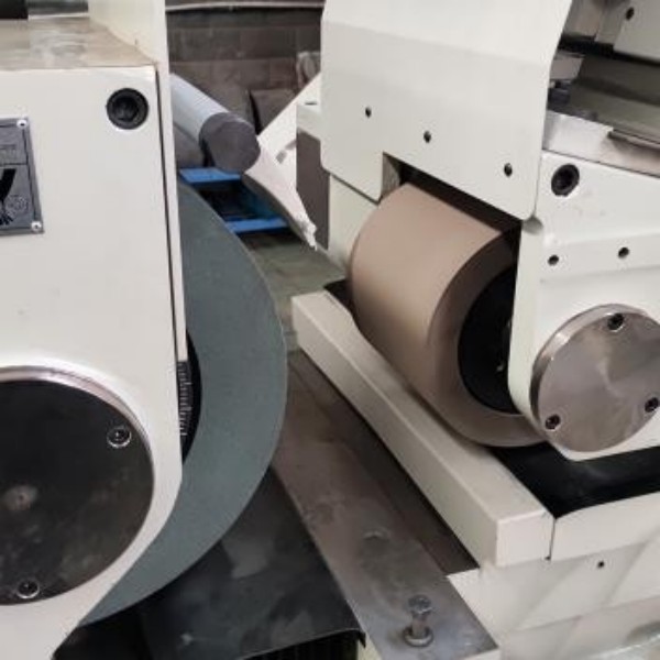 18 시리즈 수동 센터리스 연삭기